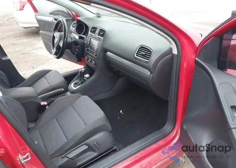 2013 Volkswagen Golf 2.5L 4-Door z USA, uszkodzony, nr VIN WVWDB7AJ0DW139687